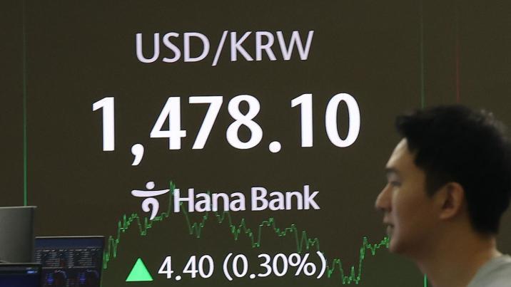 은행권, ‘환율 안정’ 동참… 90% 환율 우대에 이자 0.1%P 더 줘