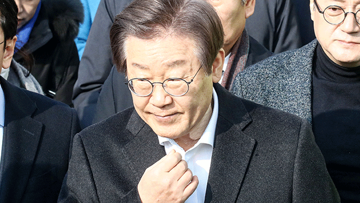 이재명 가덕도 피습, 정부 공인 첫 테러 지정…“뿌리를 뽑아야”