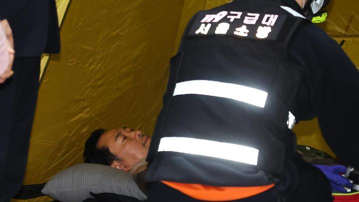 단식 7일째 장동혁, 병원 이송 거부…국힘 ＂바이털 사인 위중”