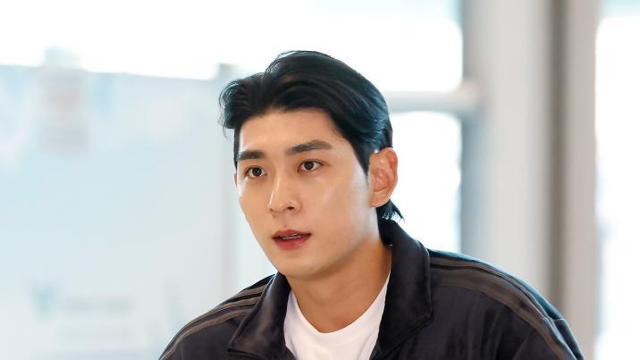 이정후 美공항서 일시 구금…前하원의장까지 나서 풀려났다