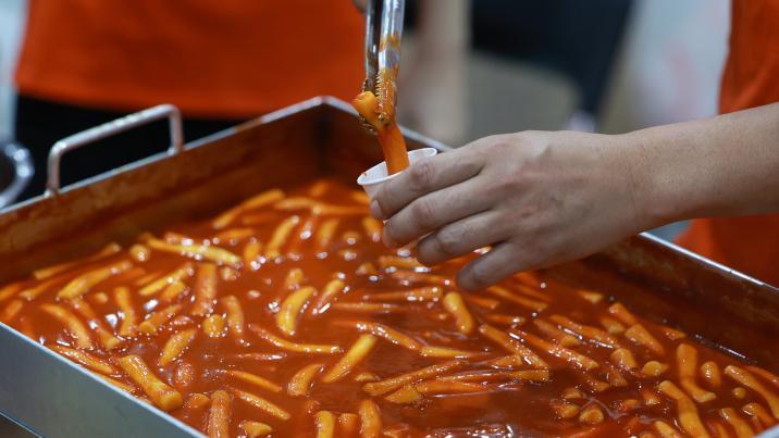 “빨간 떡볶이 얼마나 매울까?”…‘이 수치’ 보면 알수 있다