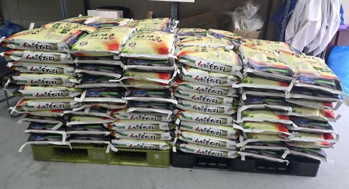 16년째 명절마다 기부를…올해도 쌀 150포 나눈 ‘익명의 천사’