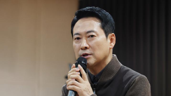 장동혁, 조희대에 “사법부 위기”…이 대통령 재판 재개 촉구