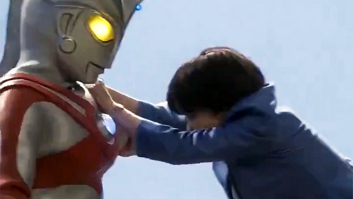中 AI로 만든 ‘울트라맨-다카이치 격투 영상’…日 “저작권 침해”