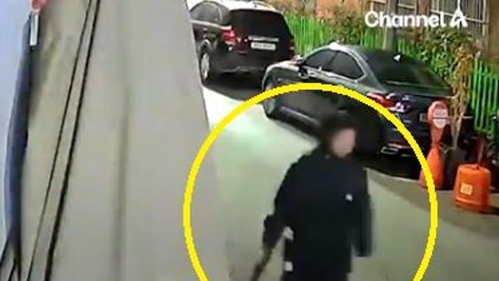 ‘길이 85㎝ BB탄 소총’ 붙잡힌 30대女, 버젓이 밤거리 활보