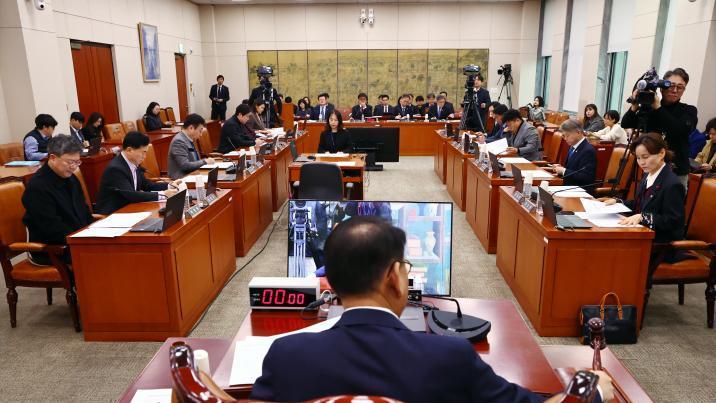 與 언중위 조정 공개 추진에…정부·국회 “비공개가 원칙” 의견