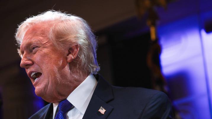 트럼프 관세 폭주, 美대법이 막자 “15% 새로 부과”