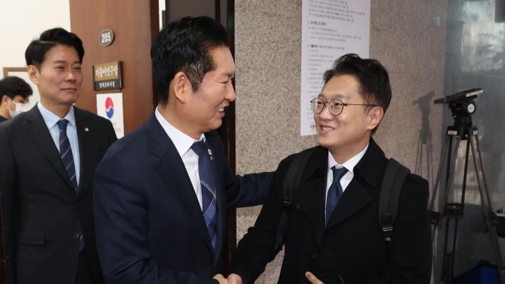 정청래 만난 김남준 “계양을 출마 의지 분명‥당 결정 따를 것”