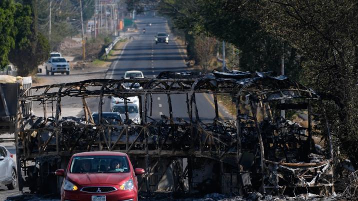 마약왕 사살에 멕시코 대혼란…조직원 난동에 최소 62명 사망