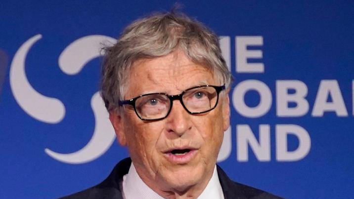 빌 게이츠 “핵물리학자 등 러 여성 2명과 외도”