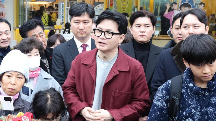 한동훈 “백의종군 하라? 그분들, 尹이 보수 망칠때 뭐했나”