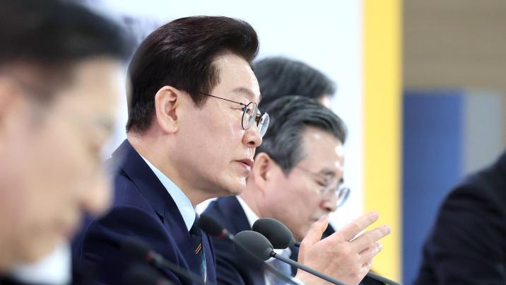 李대통령 “이란 우리 교민 안전 최우선…대책 점검하라”