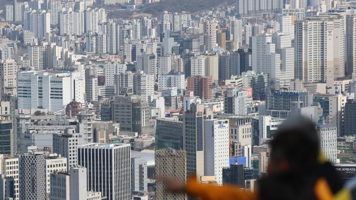 서울 동남권 하락 거래 이어지며 급매물 쌓여…수요·공급 ‘팽팽’