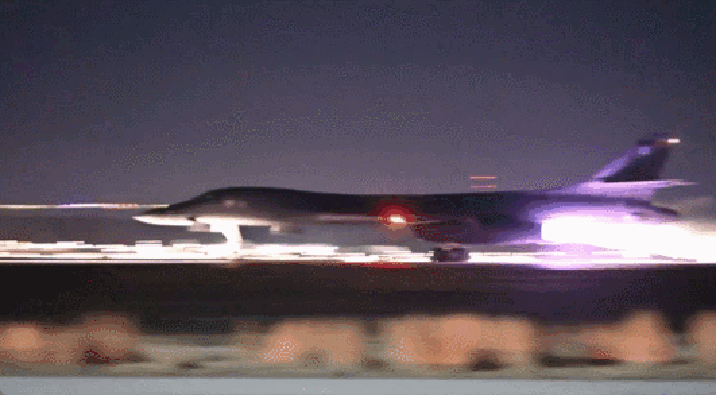 ‘암살자’ B-2 이어 ‘죽음의 백조’ B-1B 떴다…美 “이란 미사일시설 초토화”