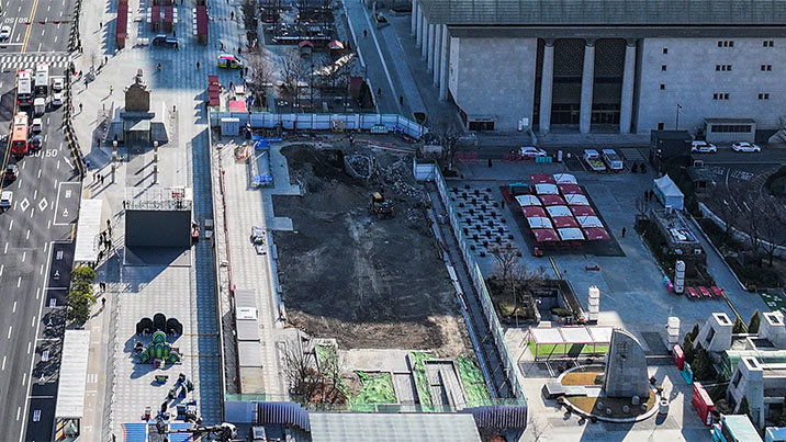 국토부 “광화문 ‘감사의 정원’ 위법…서울시에 공사중지 명령”