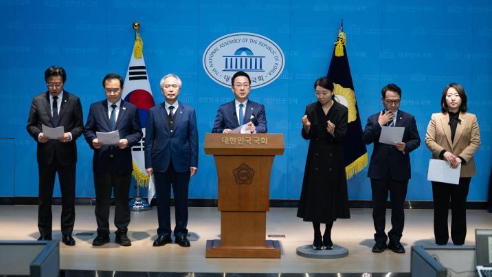 “돈 준적 없다” 김성태 녹취 공개에… 李 “사건조작, 살인보다 나쁜짓”