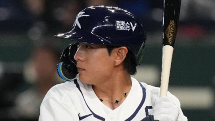 ‘네잎클로버 목걸이’ 착용한 이정후…MLB서 ‘행운의 상징’