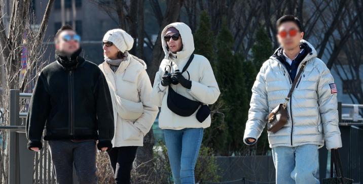 주말 꽃샘추위… 하루새 5~10도 ‘뚝’ 전국 영하권