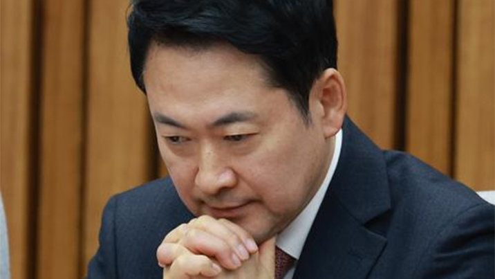 장동혁, 인적쇄신 질문에 침묵…“결의문이 당의 마지막 입장”