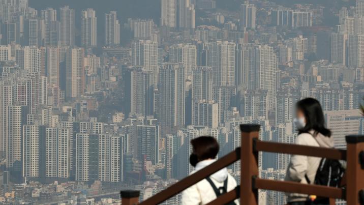 일교차 큰 봄 날씨…오후엔 전국 곳곳 미세먼지