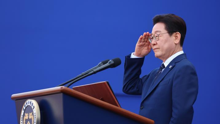 李 “한국인 건드리면 패가망신, 경찰 활약 덕에 가능”