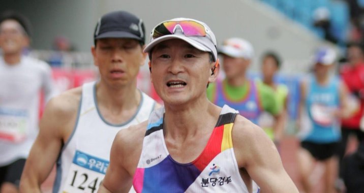 “제가 달린 뒤 형님, 딸도 달려…마라톤 길수록 달리는 재미도 달라요”