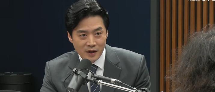 친명 한준호, 김어준 유튜브 나와 “거래설 대응 실망”