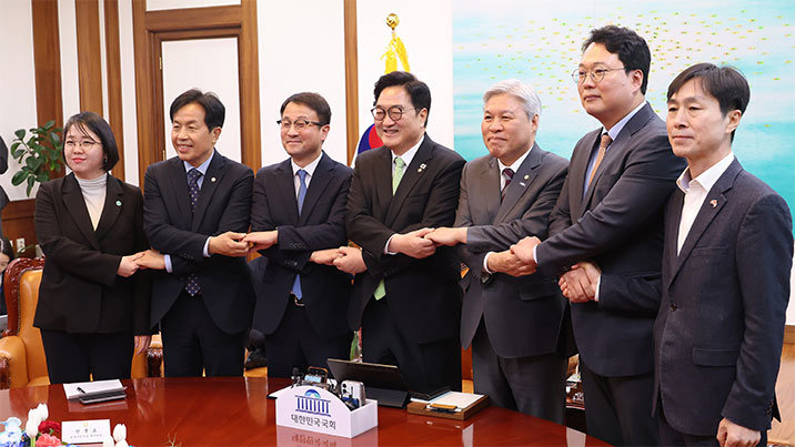 대통령 계엄권 제한 추진… 국힘 최소 10명 이탈해야 개헌 가능