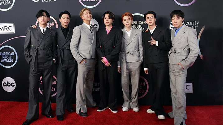 일곱 소년이 ‘21세기 비틀스’로, BTS 13년