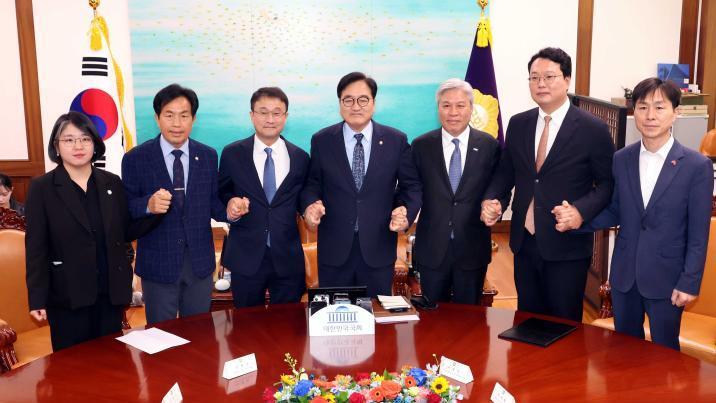 ‘국힘 10명’ 확보 못하면 개헌 불발…우원식, 내일 장동혁 만난다