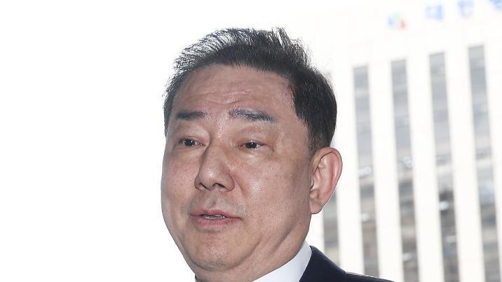 ‘병원 입원’ 김병기 20일 만에 경찰 출석…“무혐의 입증하겠다”