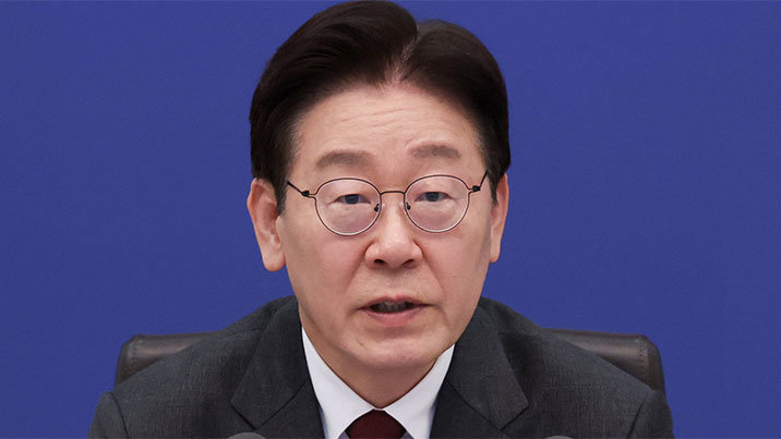 李 “출퇴근 대중교통 혼잡 완화 대책, 국토부가 일임” 지시…노인 무임승차 포함