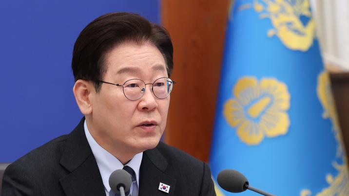 李, ‘靑이 사진활용 자제 요청’ 보도에 감찰 지시