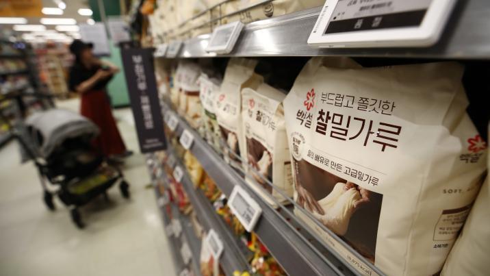 밀값 12% 뛰고 옥수수 7%… 중동전쟁에 국제 곡물가격 급등