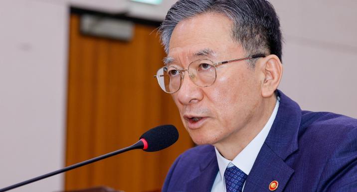 정성호 “부정선거 음모론-과격 시위에 단호히 대응할 것”