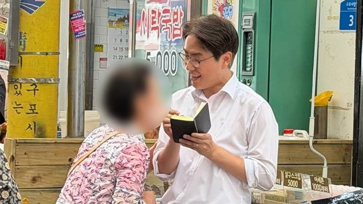 한동훈에 패한 하정우 “수첩 들고 다시 구포시장으로”