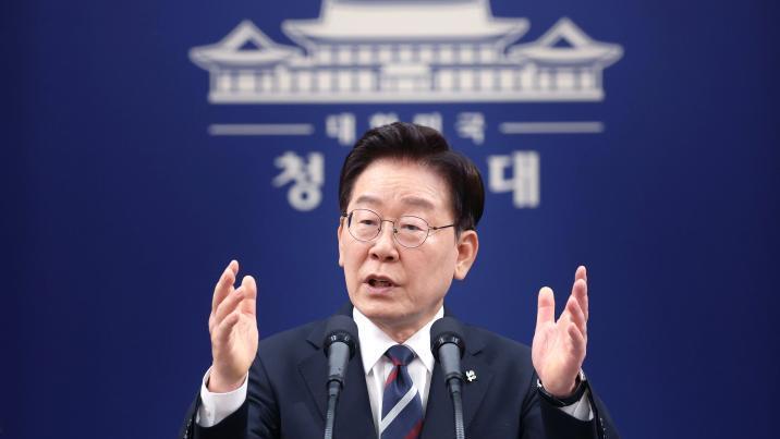 李 “선관위 원포인트 개헌, 필요땐 대통령 발의”