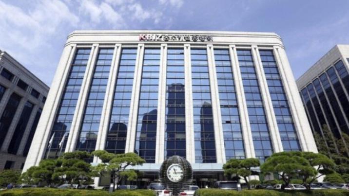 “애 키우며 일하기 힘들어서”…중소기업 근로자 2명 중 1명 출산 기피