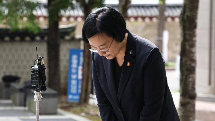 ‘모두의 창업’ 정보 유출에 한성숙 사과…“정부 믿은 도전자 신뢰 못 지켜드렸다”