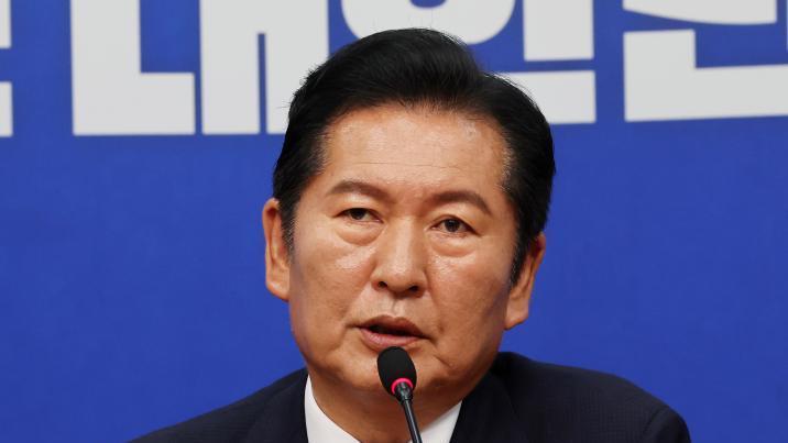 정청래 與대표 사퇴, 연임도전 공식화…“李 지킬 사람은 나”