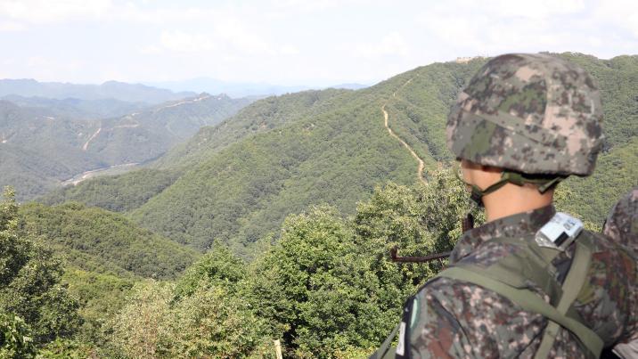 北 MDL 철책 작업속 북한군 1명 귀순… 李정부 4번째