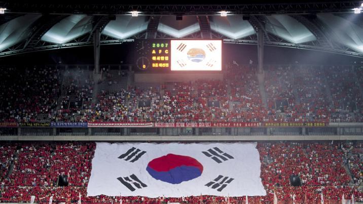 귀를 찢는 함성, 경기에 영향 줄까?…“선수-심판 몸과 마음 지배”