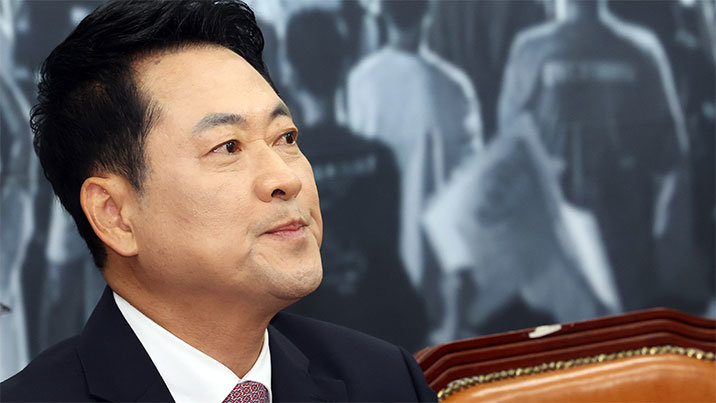 장동혁 ‘징계정치’ 재개 예고에, 오늘 의총서 퇴진론 쏟아질듯