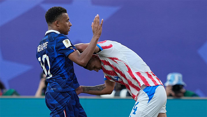 때리고 걷어차고… 파라과이의 ‘더티 축구’