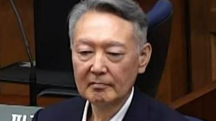 尹 변호사 자격 박탈…법무부 “징역형 확정판결, 등록취소 사유”