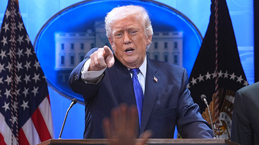 트럼프 폭주 “바보들…법원, 내게 수입금지 절대 권리 부여했다”