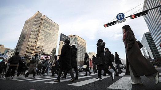 대기업-中企 월급 차이 평균 306만원…역대 최대로 벌어져