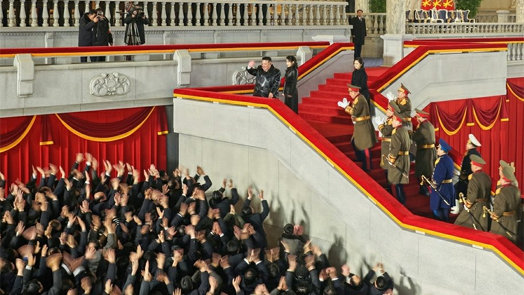 김정은 “한국 유화적 태도는 기만극…동족서 영원히 배제”