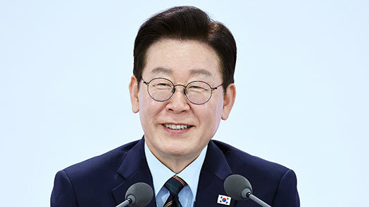 李, 분당 아파트 29억에 내놨다…“고점에 팔아 주식투자 더 이득”