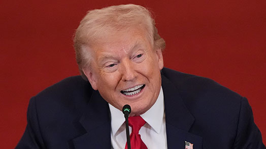 트럼프 “이란 오늘 매우 강력한 타격”…공격 확대 시사